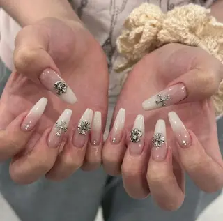 ネイル MIHANA NAILのネイルデザイン