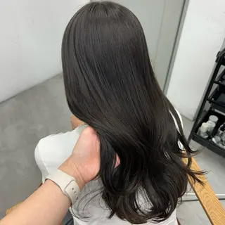 ロング ☘️中明度カラー/ 縮毛矯正ナミ☘️のヘアスタイル