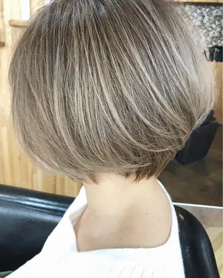 ショート カラー 橋本 敬介のヘアスタイル