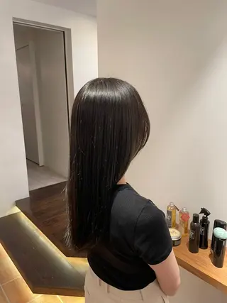 ロング ヒナ/酸性ストレート ・艶カラー🌿のヘアスタイル