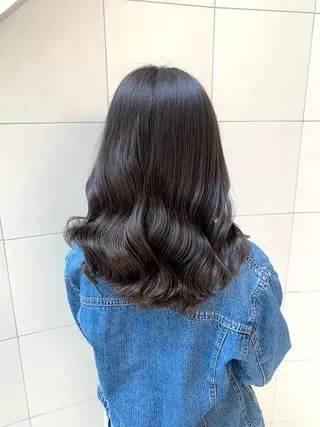 ミディアム カラー 【韓国艶カラー🎀】 添田 菜摘のヘアスタイル