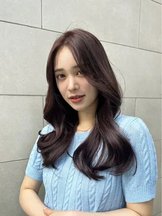 ロング カラー ヘアアレンジ 🤎小顔レイヤー /ベージュ🤎友香のヘアスタイル