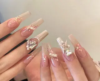 ネイル D-BEAUTY Nailsalonのネイルデザイン