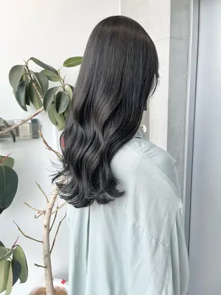 ロング カラー パーマ ヘアアレンジ 透明感/オリーブ/ グレージュ/YUKAのヘアスタイル