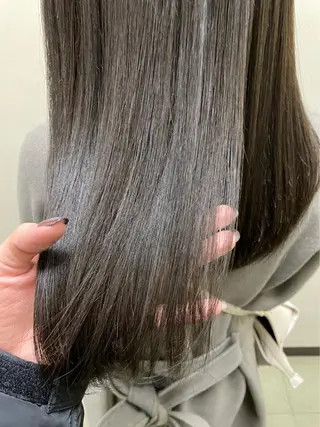 カラー ayaka 縮毛矯正レイヤーのヘアスタイル