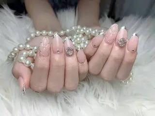 ネイル ENsalon AKIRAのネイルデザイン