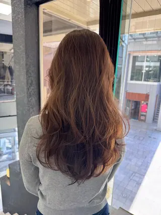 セミロング カラー ナチュラルでかわいい ヘアデザインのヘアスタイル