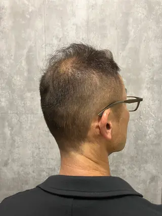 ショート カラー メンズ SAKI SAKIのヘアスタイル