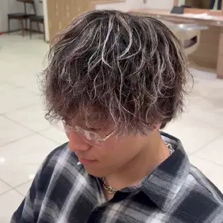 ミディアム メンズ特化/パーマ/ ハイライト/稲次のヘアスタイル