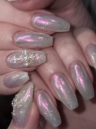 ネイル さゆり￤推しキャラ ￤ロングネイル🩷のネイルデザイン