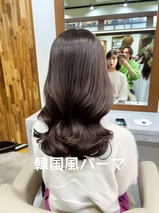 セミロング 韓国風パーマ/ 菅沼 成郷のヘアスタイル