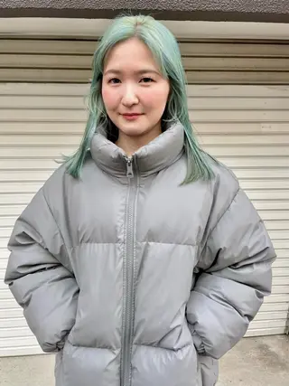 ミディアム カラー オカモト ミユウのヘアスタイル