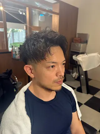 ショート モチヅキ タツキのヘアスタイル