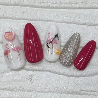 ネイル Nail salon Honey Beeのネイルデザイン