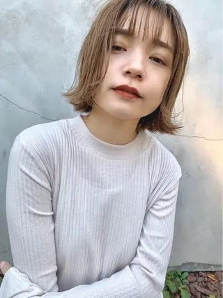 ショート カラー leben serikaのヘアスタイル