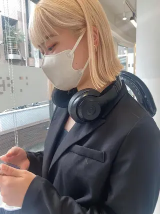 ショート カラー センターパート/ 暖色カラーayuのヘアスタイル