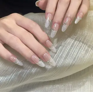ネイル D-BEAUTY Nailsalonのネイルデザイン