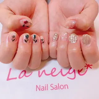 ネイル La neige* yuki 🐩🌙のネイルデザイン