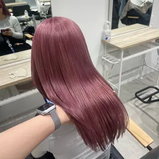 ミディアム クルミ/ 💕ワンホンネイルのネイルデザイン