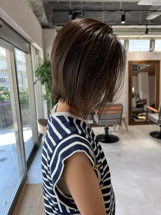 ショート カラー 🌟小顔カット🌟 レイヤーカットボブのヘアスタイル
