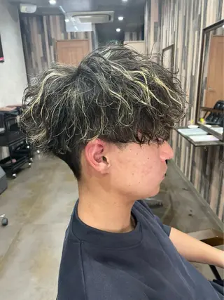 ショート カラー メンズ 🔥EDEN春日部パ ーマ特化SHOTAのヘアスタイル