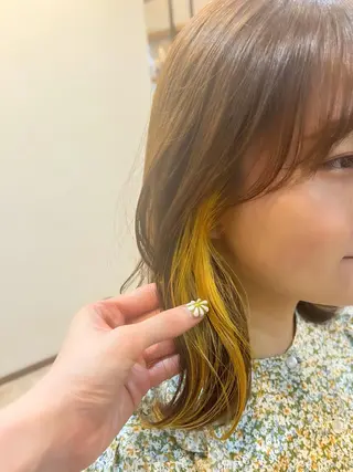 セミロング カラー 工藤 梨花のヘアスタイル