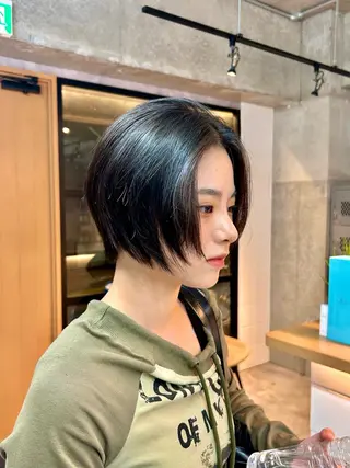 ショート OAK溝の口 天使の輪👑YUKIのヘアスタイル