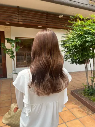 ロング putri店長 和田鈴采のヘアスタイル