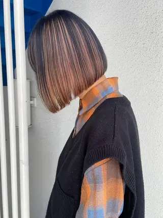 ショート カラー スパイラルパーマ 🌐hina⭐️のヘアスタイル