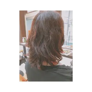 ミディアム カラー パーマ なかの たくみのヘアスタイル