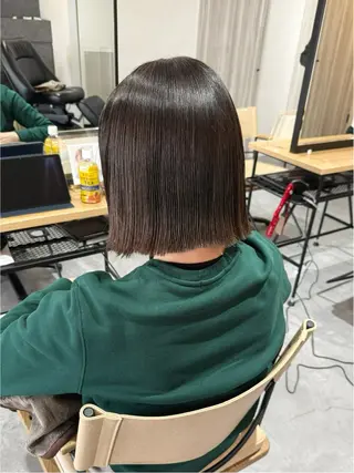 ミディアム カラー enx academyのヘアスタイル