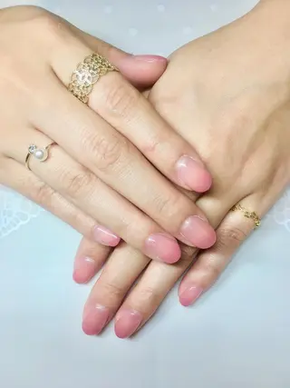 ネイル 新宿ネイルサロン ジェミディローサのネイルデザイン