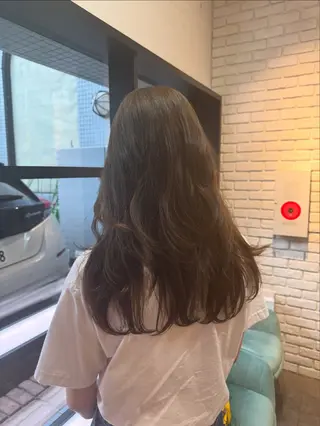セミロング カラー 暖色カラー🤎Red Neo meiのヘアスタイル
