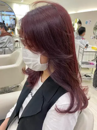 セミロング レイヤーカット/透明 感カラー🩵中村友美のヘアスタイル