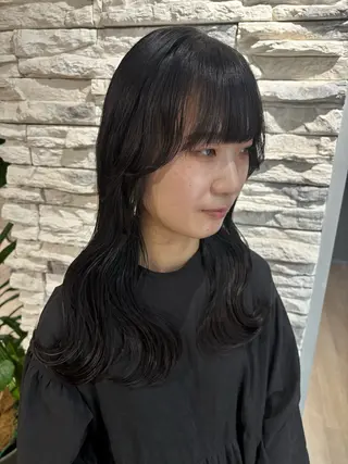 ロング カラー Maki /透明感カラーのヘアスタイル