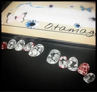 ネイル ARTスクールサロン お・タマゴのネイルデザイン