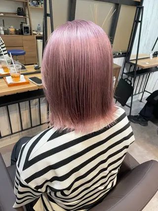 ミディアム ブリーチ特化🎖️ピ ンクカラー高橋さやかのヘアスタイル