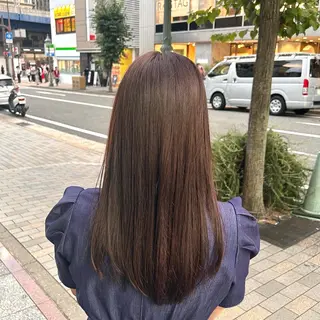 ロング 瀬川 夏緒のヘアスタイル