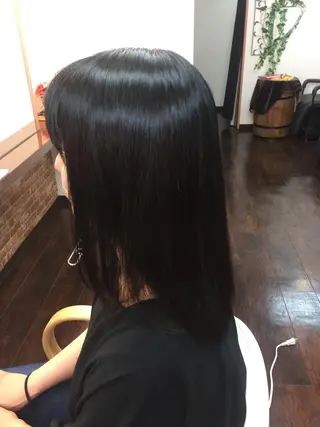 セミロング パーマ 桧山 真のヘアスタイル