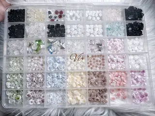 ネイル ✨Nailsalon Vi+✨のネイルデザイン