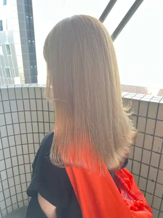 ミディアム カラー 韓国🇰🇷レイヤー 映える顔周り🩷のヘアスタイル