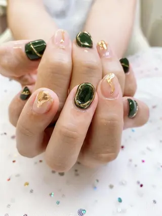 ネイル 🦋ネイルサロン ブラン🌈ゆりのネイルデザイン