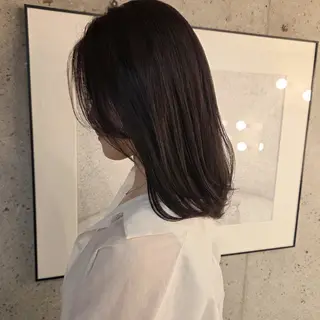 ミディアム 川原田麻衣【薬院/平 尾/高宮】透明感🫧のヘアスタイル