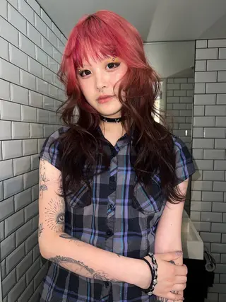 ロング 🎀ハイトーン カラー/宮澤 希🎀のヘアスタイル