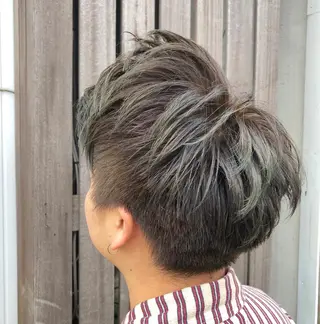 ショート カラー メンズ 高橋胡桃🪽 ディレクターのヘアスタイル