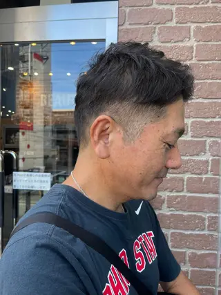 ショート カラー メンズ 久木原 ゆりのヘアスタイル