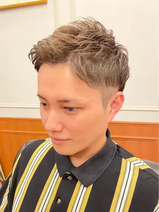 ショート メンズ 【24時まで営業✨】 吉本　成樹のヘアスタイル