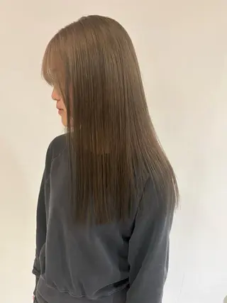 カラー 鈴木 美紅のヘアスタイル