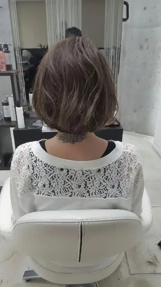 ミディアム 髪質改善×レイヤー 高嶋のヘアスタイル