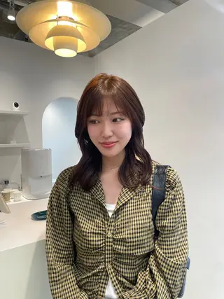 ミディアム カラー H I ＮＡのヘアスタイル